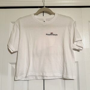 NWOT! Hippie Chick Crop Yoga T-Shirt. Size Medium